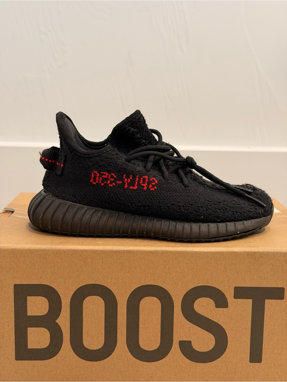Pre-owned adidas Yeezy Boost 350 V2 Infant Bred Black/Red Low Top Lace Up | US 9